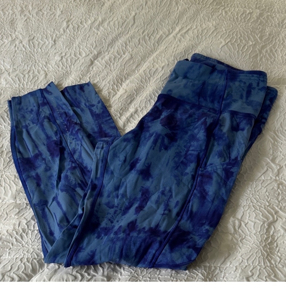 Lululemon Blue Tie-Dye Leggings